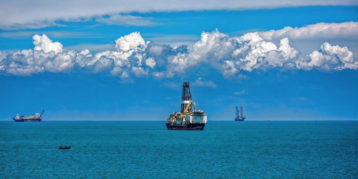 drill ship